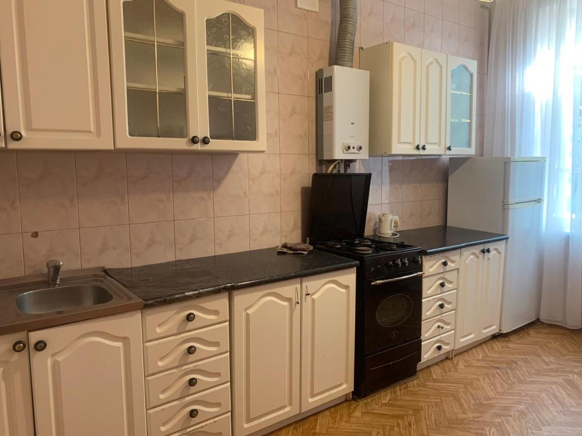 Цум Пассаж Яворницького 55 Apartamento Dnepropetrovsk Exterior foto