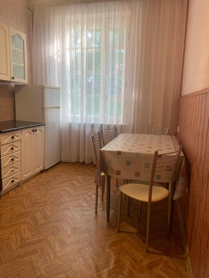 Цум Пассаж Яворницького 55 Apartamento Dnepropetrovsk Exterior foto