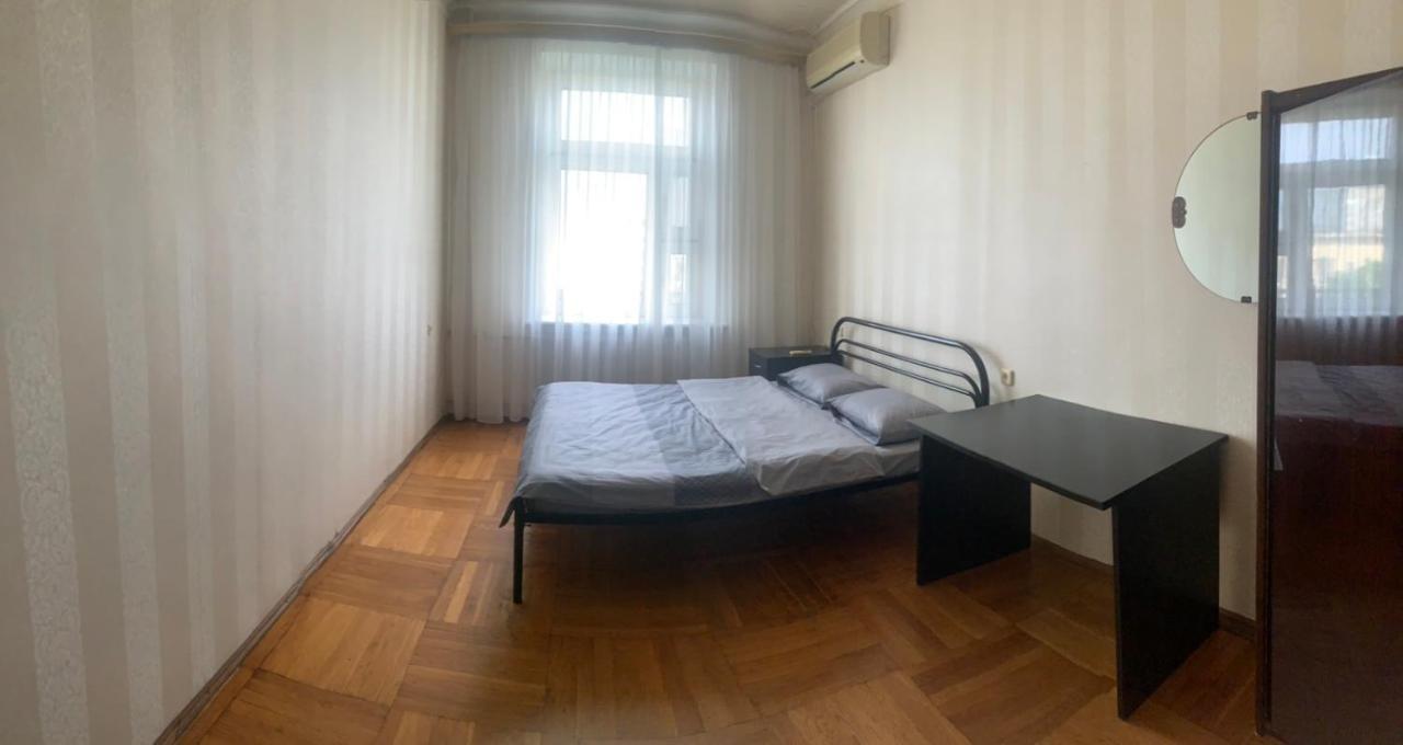 Цум Пассаж Яворницького 55 Apartamento Dnepropetrovsk Exterior foto